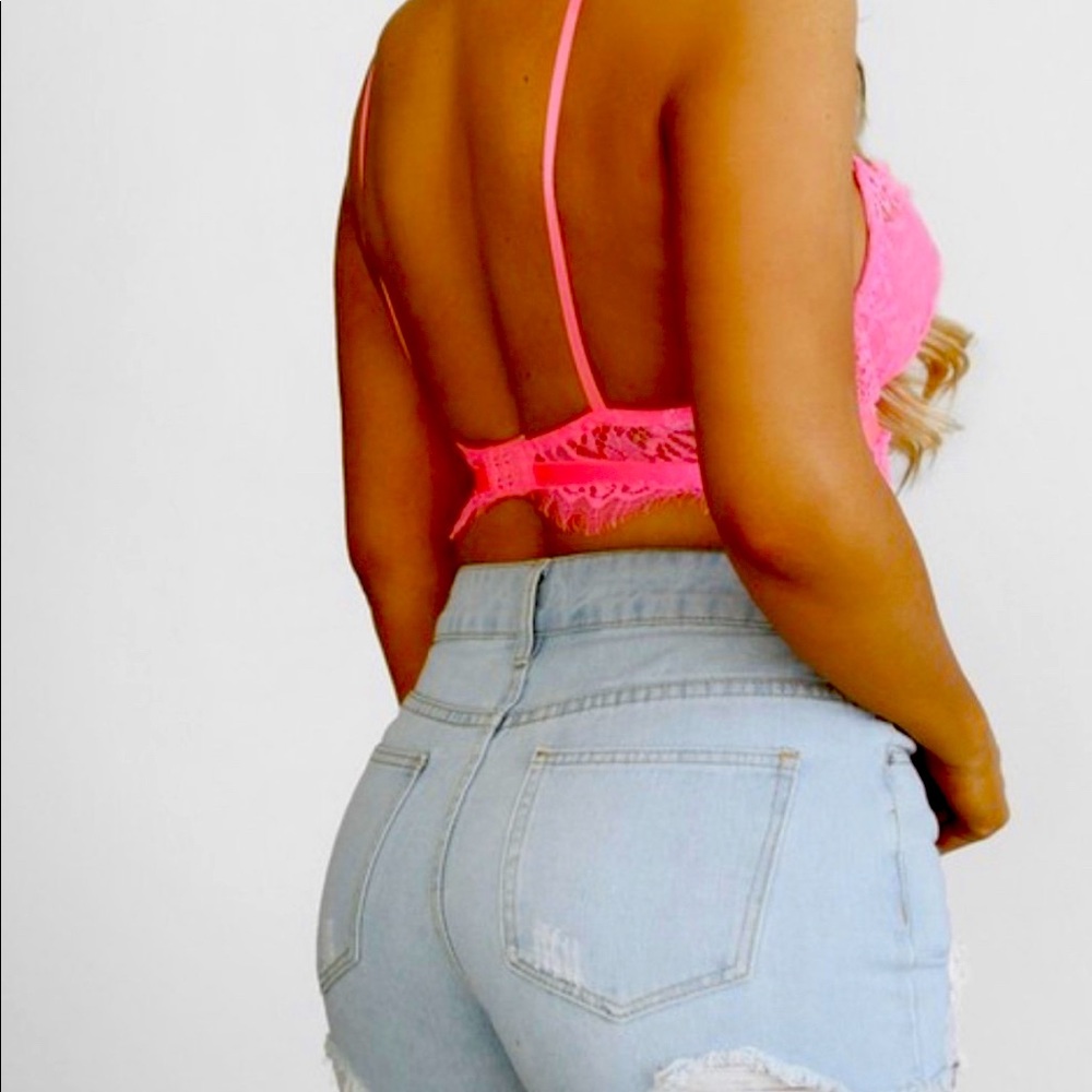 Top - Picture 2 of 2